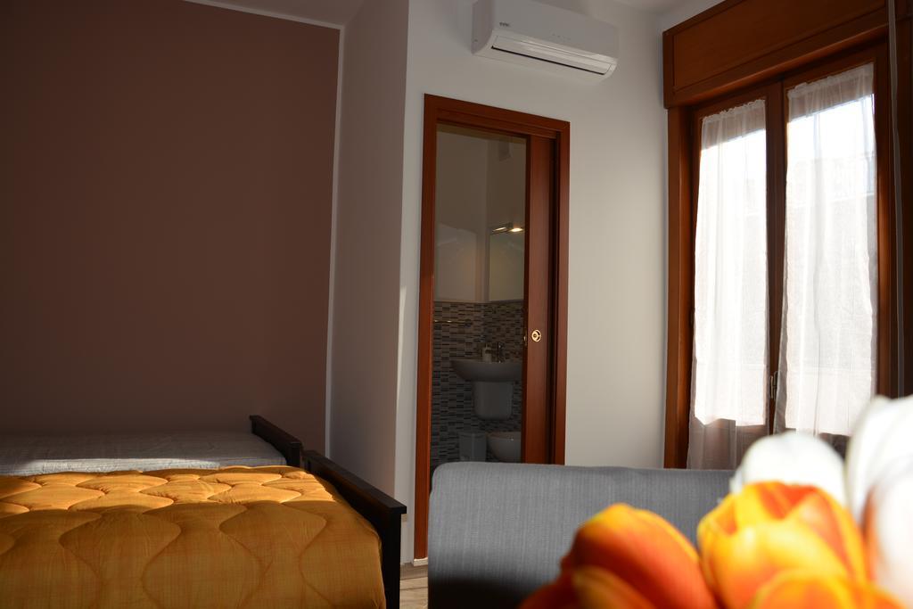 Colori Del Salento Bed & Breakfast เชลลิโน ซานมาร์โก ภายนอก รูปภาพ
